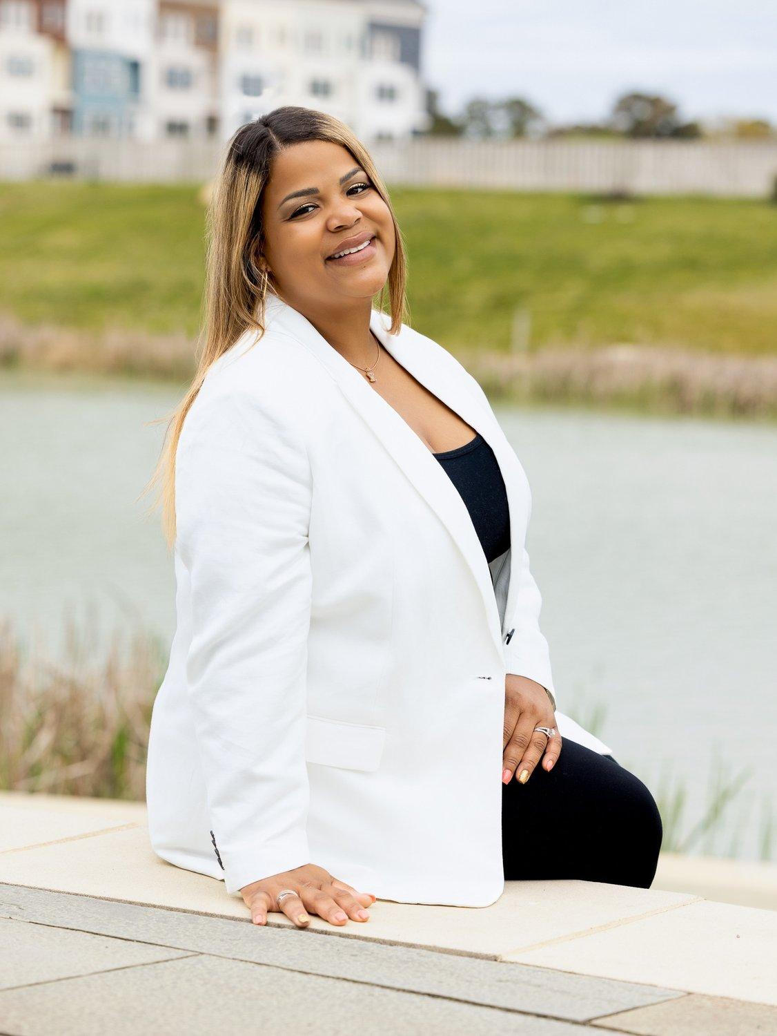 carousel-hero-element image-3